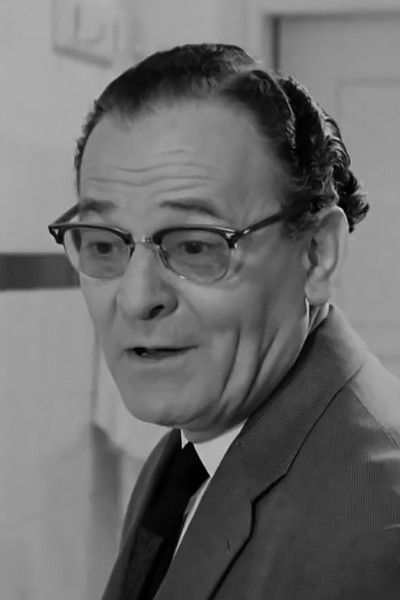 Aris Hrisohoos backdrop