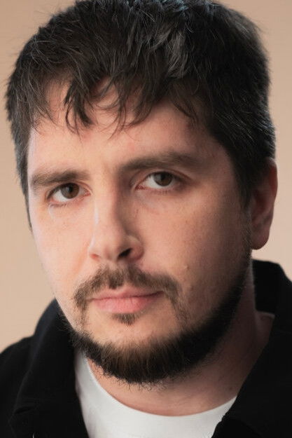 Ilya Petruhin backdrop