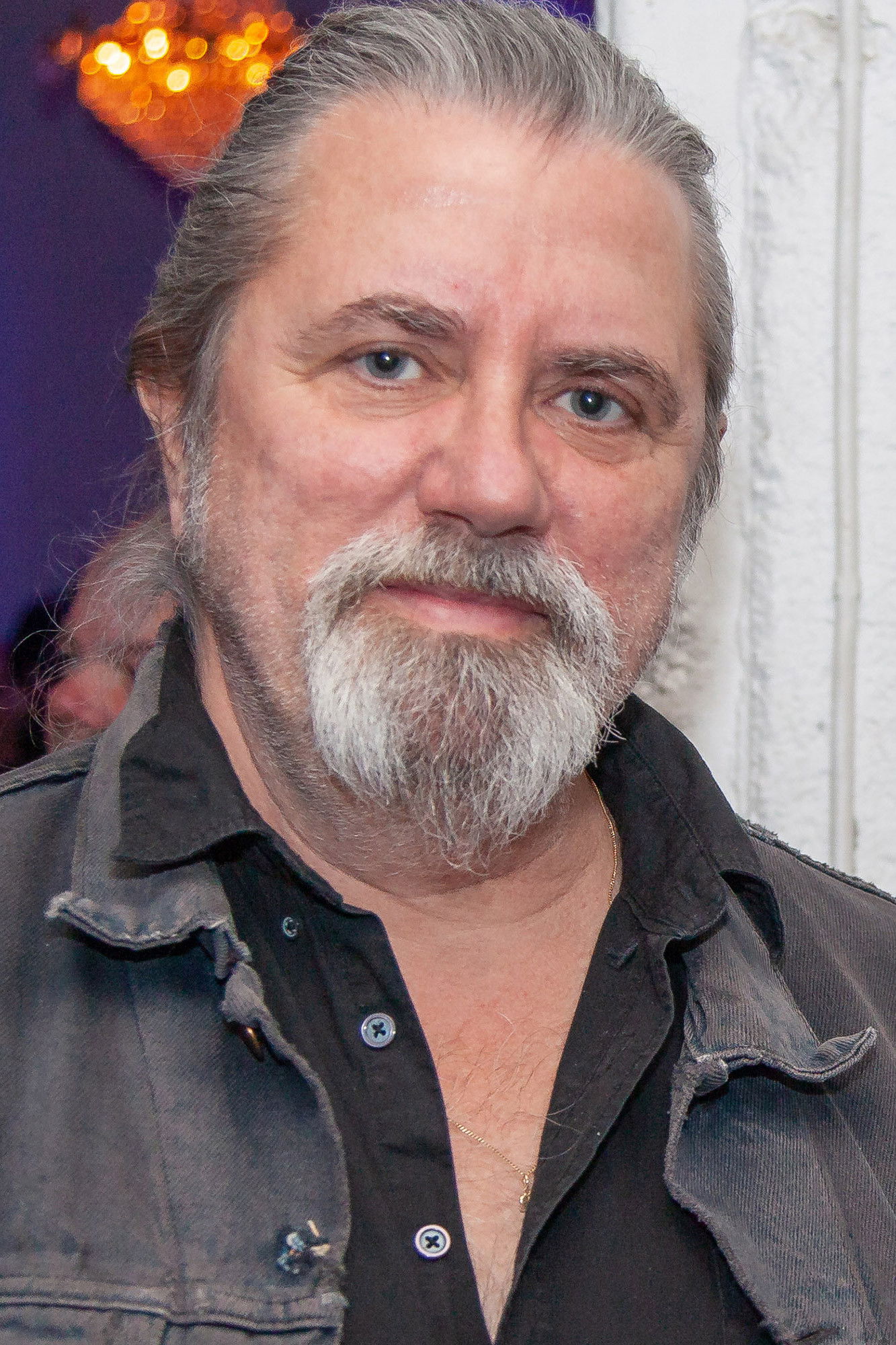 Pelle Alsing backdrop