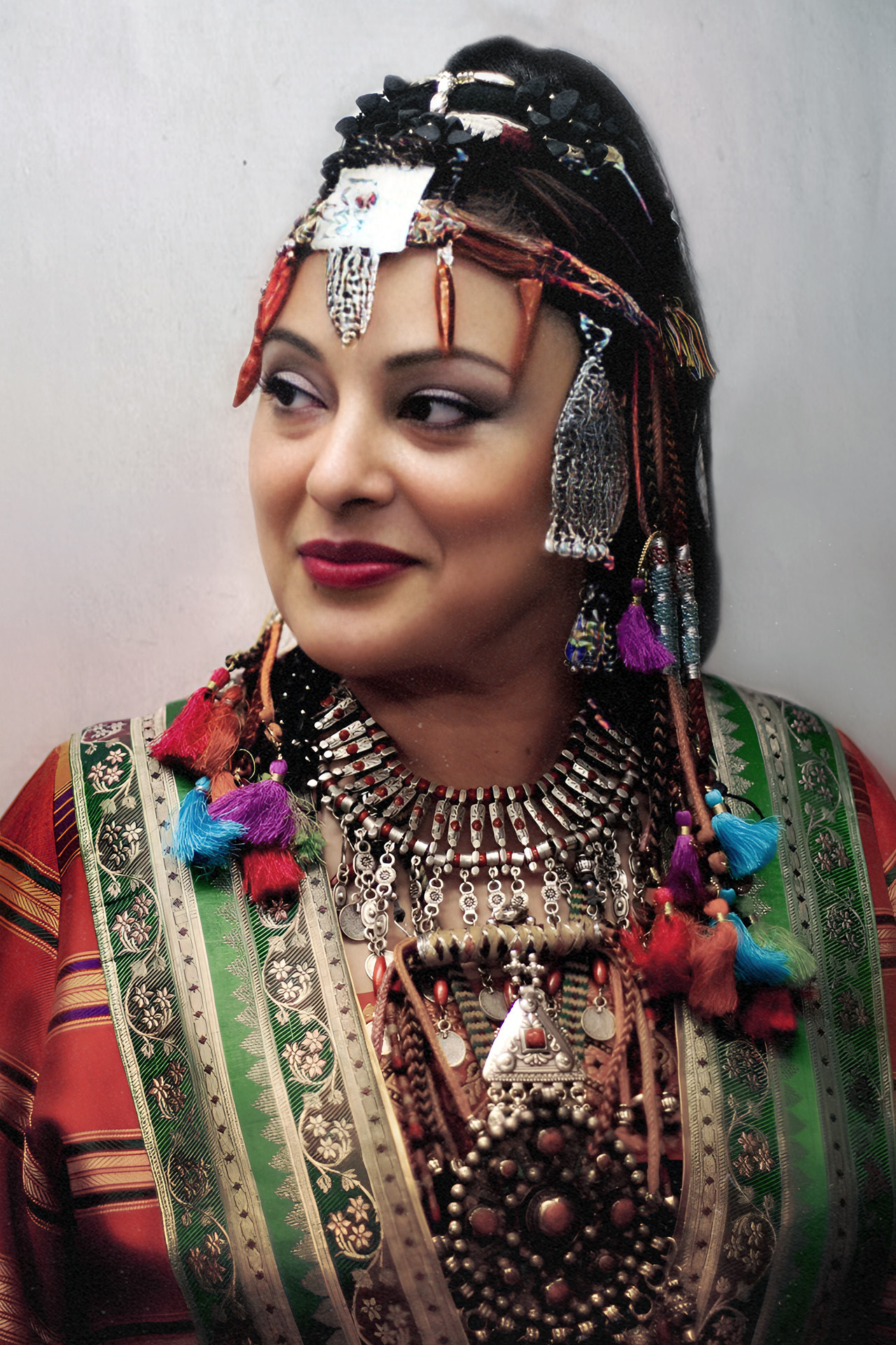 Djouhra Abouda backdrop