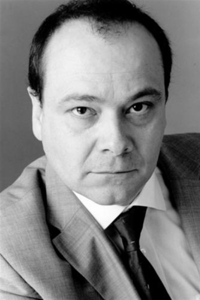 Eric Chevallier backdrop