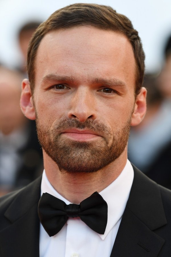 Alban Lenoir backdrop