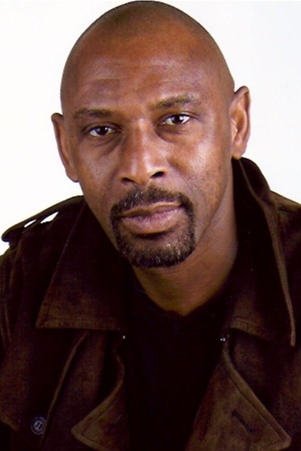 Josselin Siassia backdrop