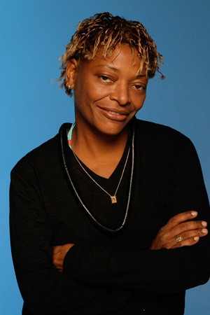 Mart'nália backdrop