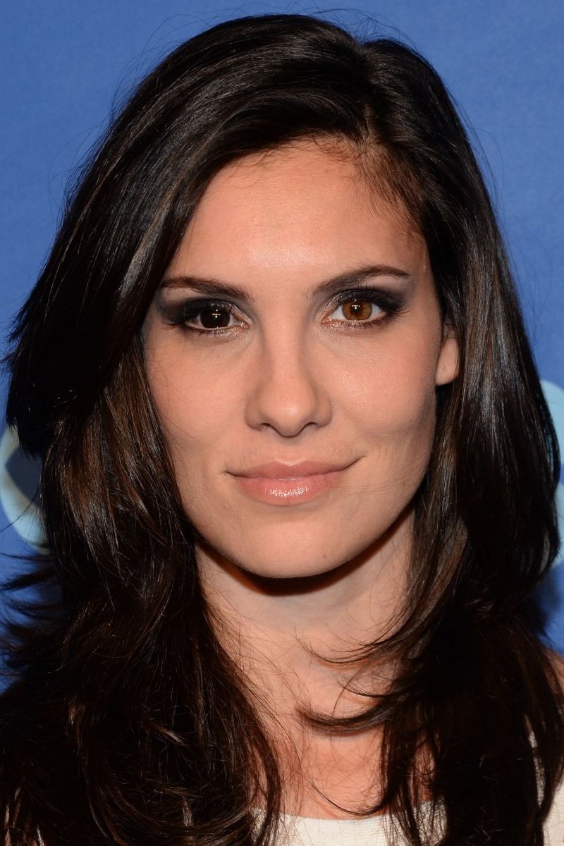 Daniela Ruah backdrop