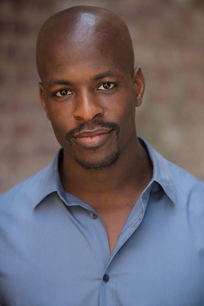 Damiyr Shuford backdrop