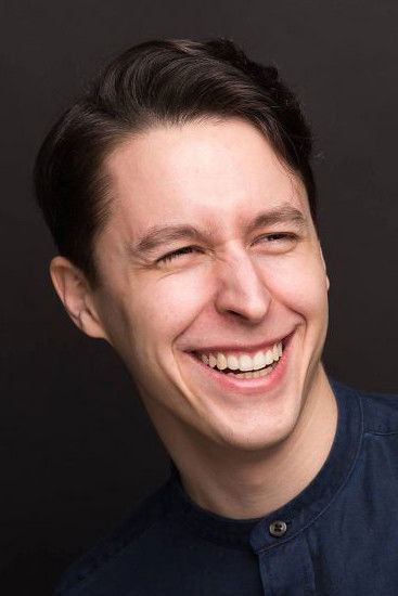 Alexandre Forest backdrop