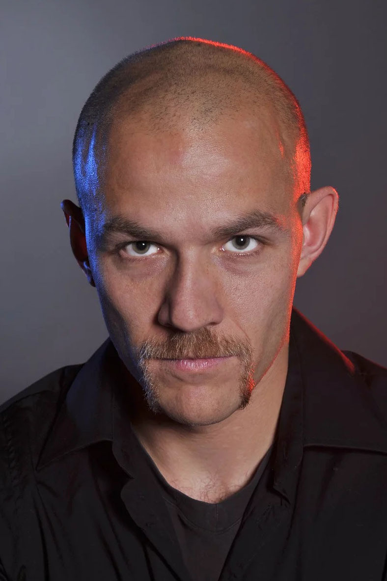 Roman Bednář backdrop