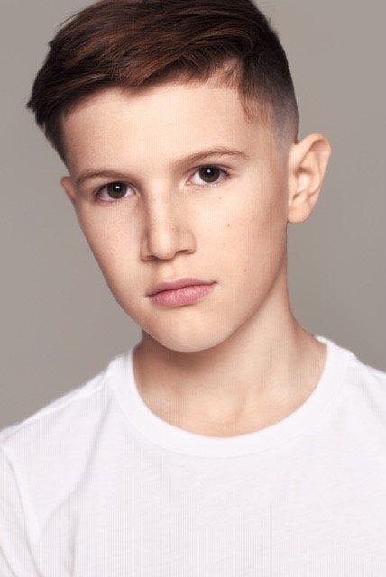 Jonas Wishnic backdrop