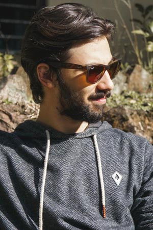 Lorenzo Telles backdrop