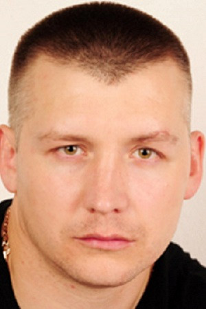 Maksim Artamonov backdrop