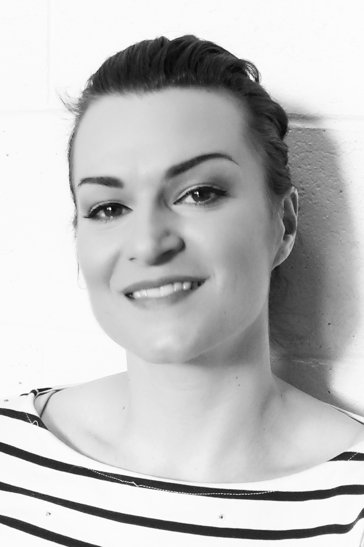 Caroline Petrement backdrop