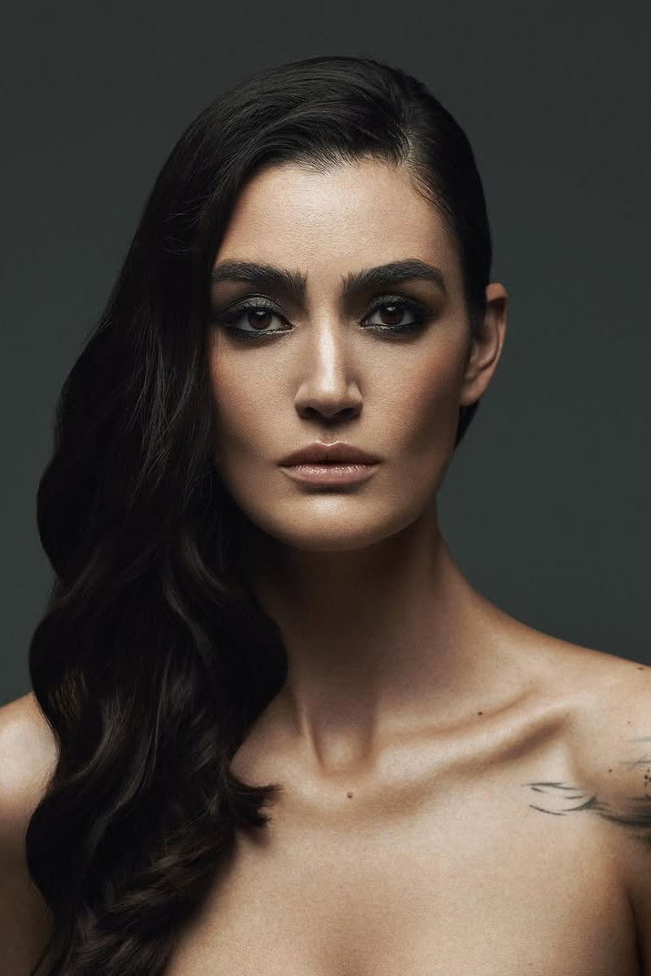 Anna Grigoryan backdrop