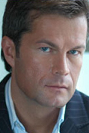 Nikolay Serdtsev backdrop