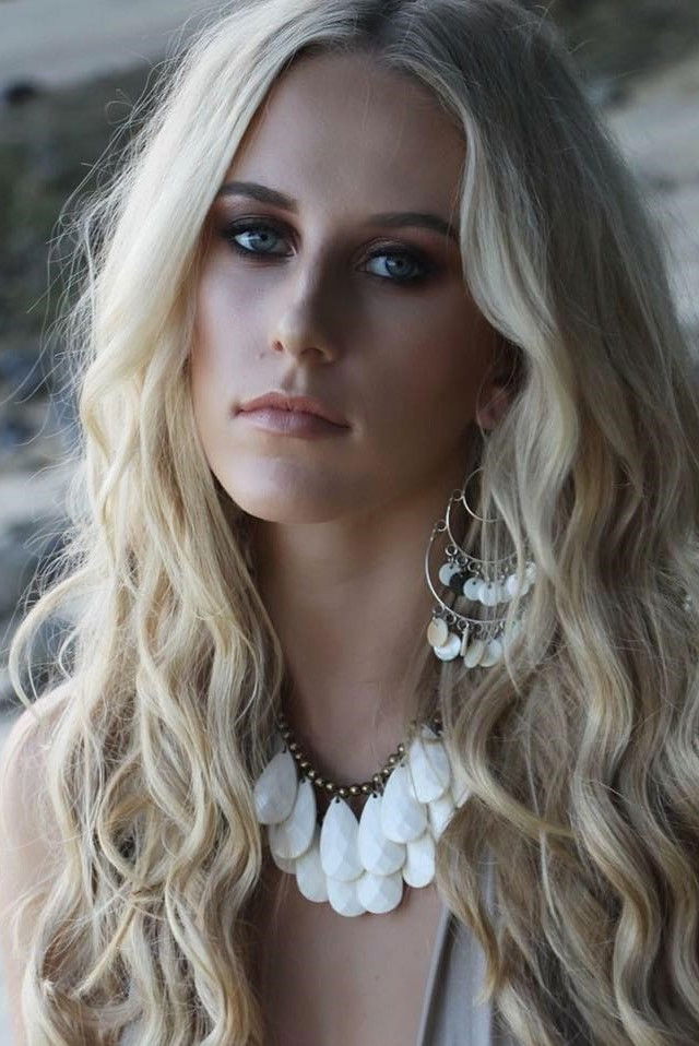 Nicola Grace backdrop