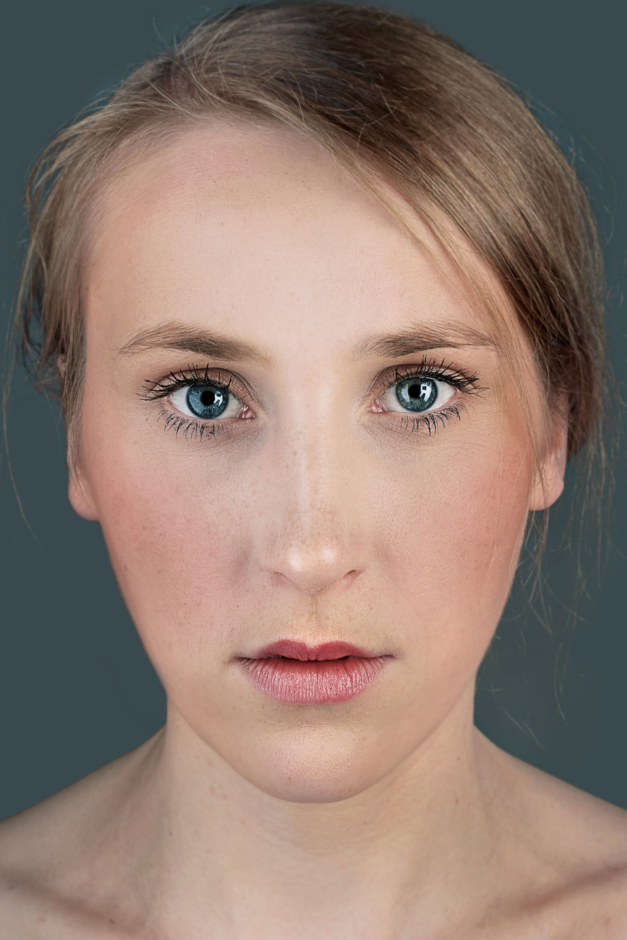 Mareike Beykirch backdrop