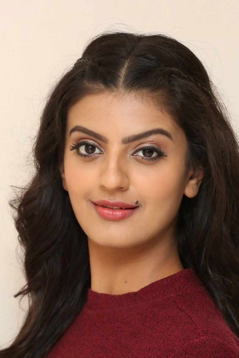 Tanishq Rajan backdrop