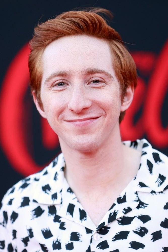 Larry Saperstein backdrop