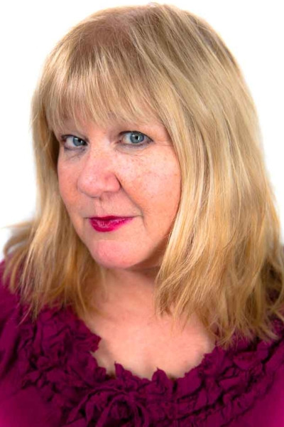 Carina Perenkranz backdrop