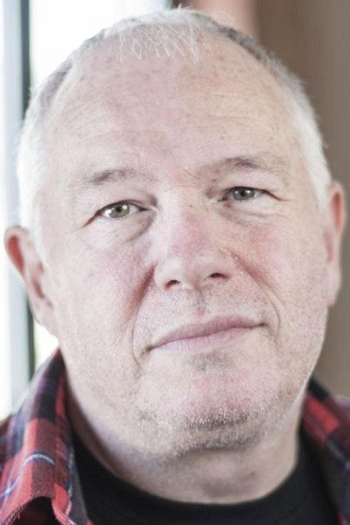 Digby Pearson backdrop