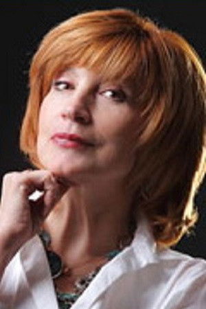 Natalya Muravyevskaya backdrop