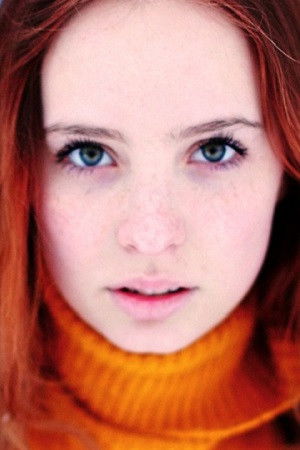 Taisiya Shipilova backdrop