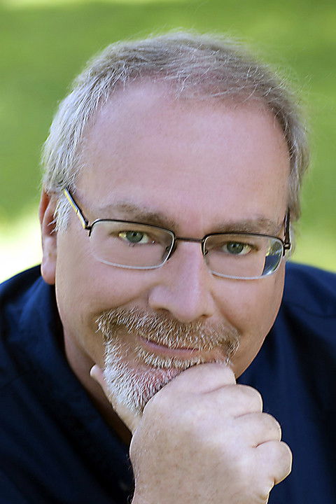 Vaughn Collar backdrop