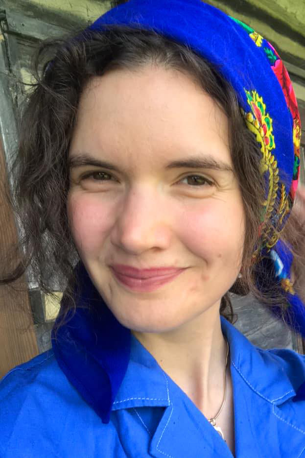 Mari Anna Krushinova backdrop