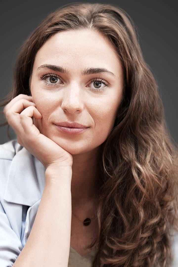 Zuzanna Lit backdrop