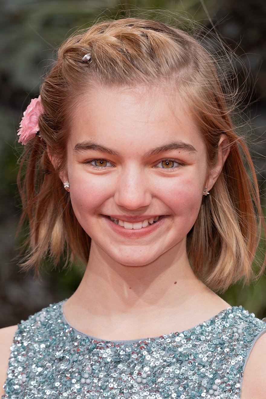 Luna Marie Maxeiner backdrop