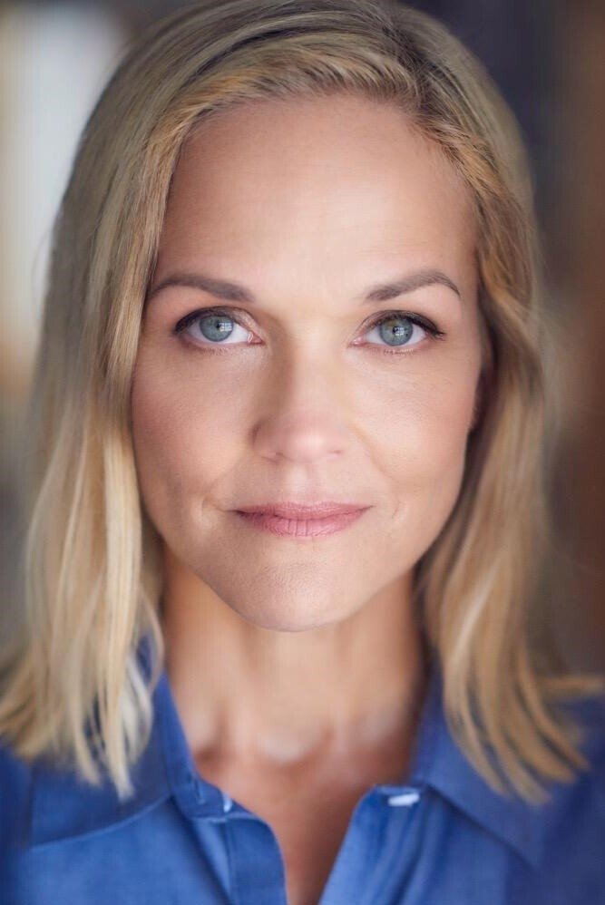 Amy Benedict backdrop