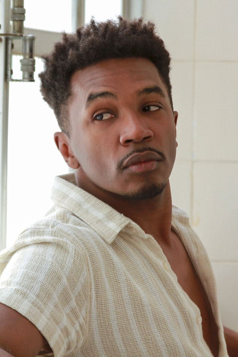 Leandro Villa backdrop