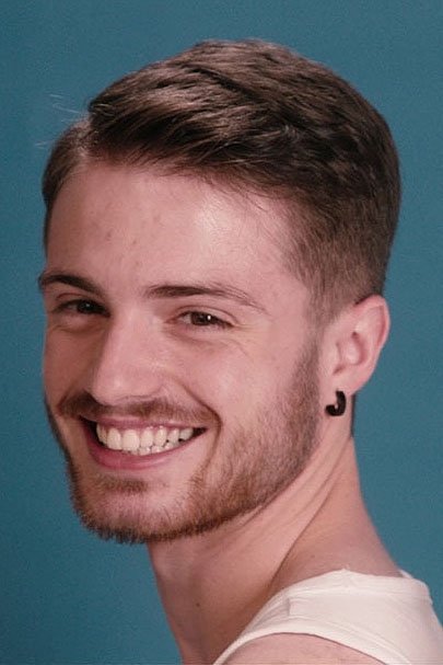 Adrián De La Vega backdrop