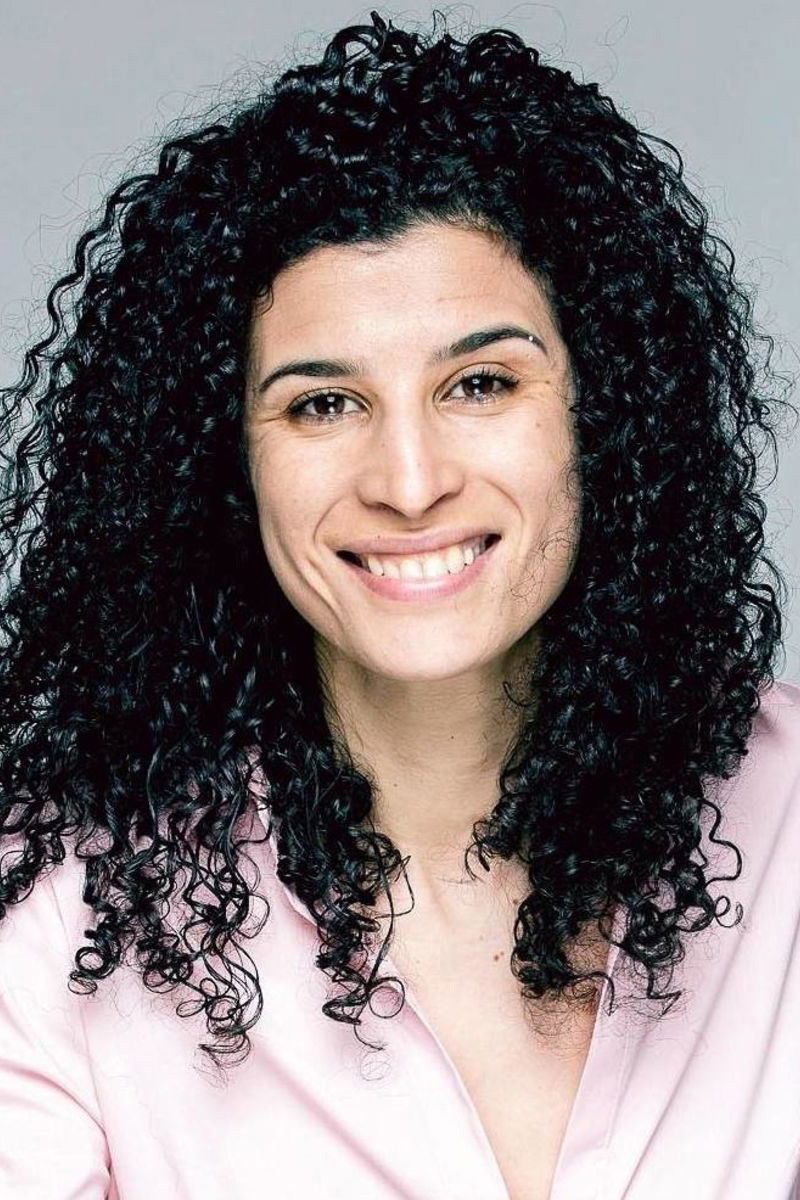 Malika Azgag backdrop