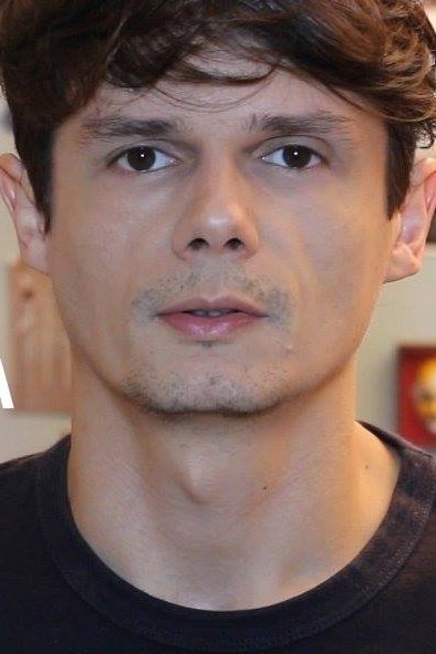 Odilon Esteves backdrop