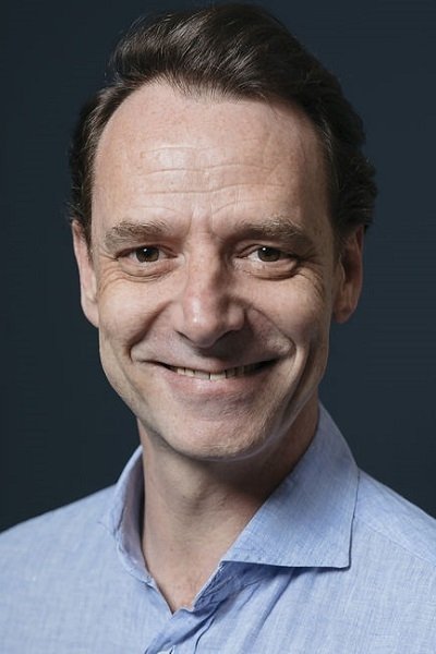 Peter Seaton-Clark backdrop