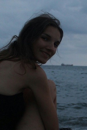 Alexandra Karmaeva backdrop