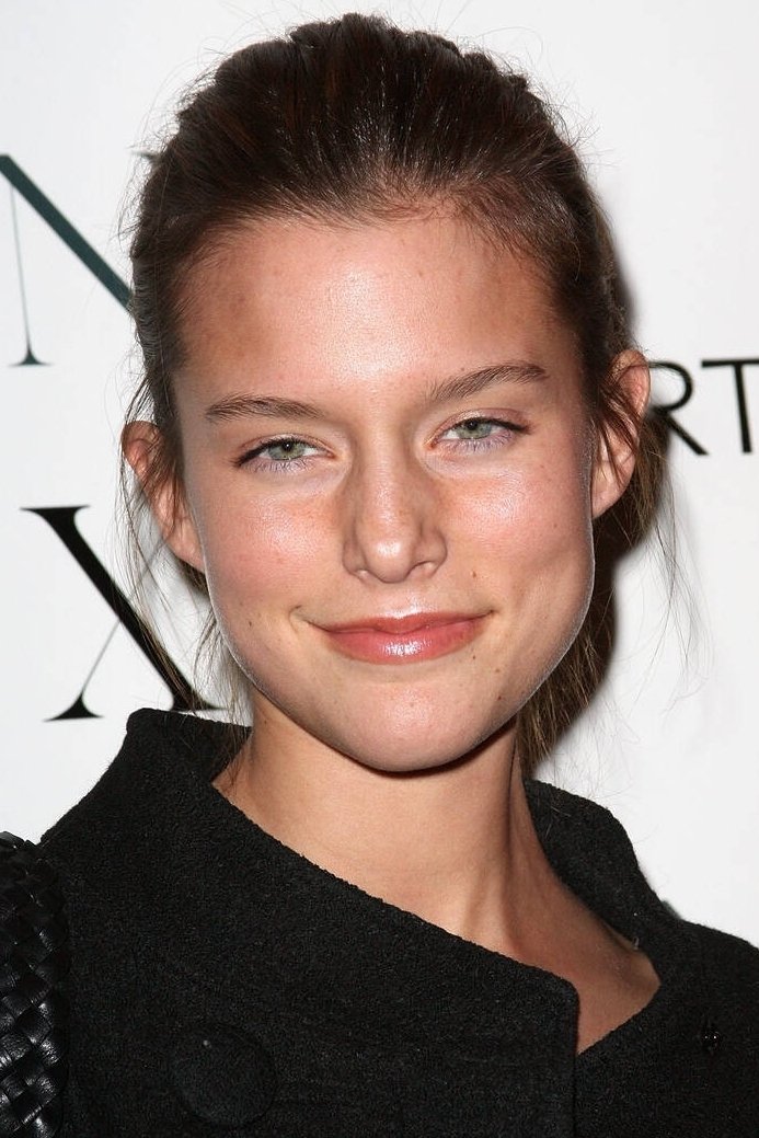 Kim Cloutier backdrop