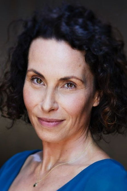 Aimée Gneist backdrop