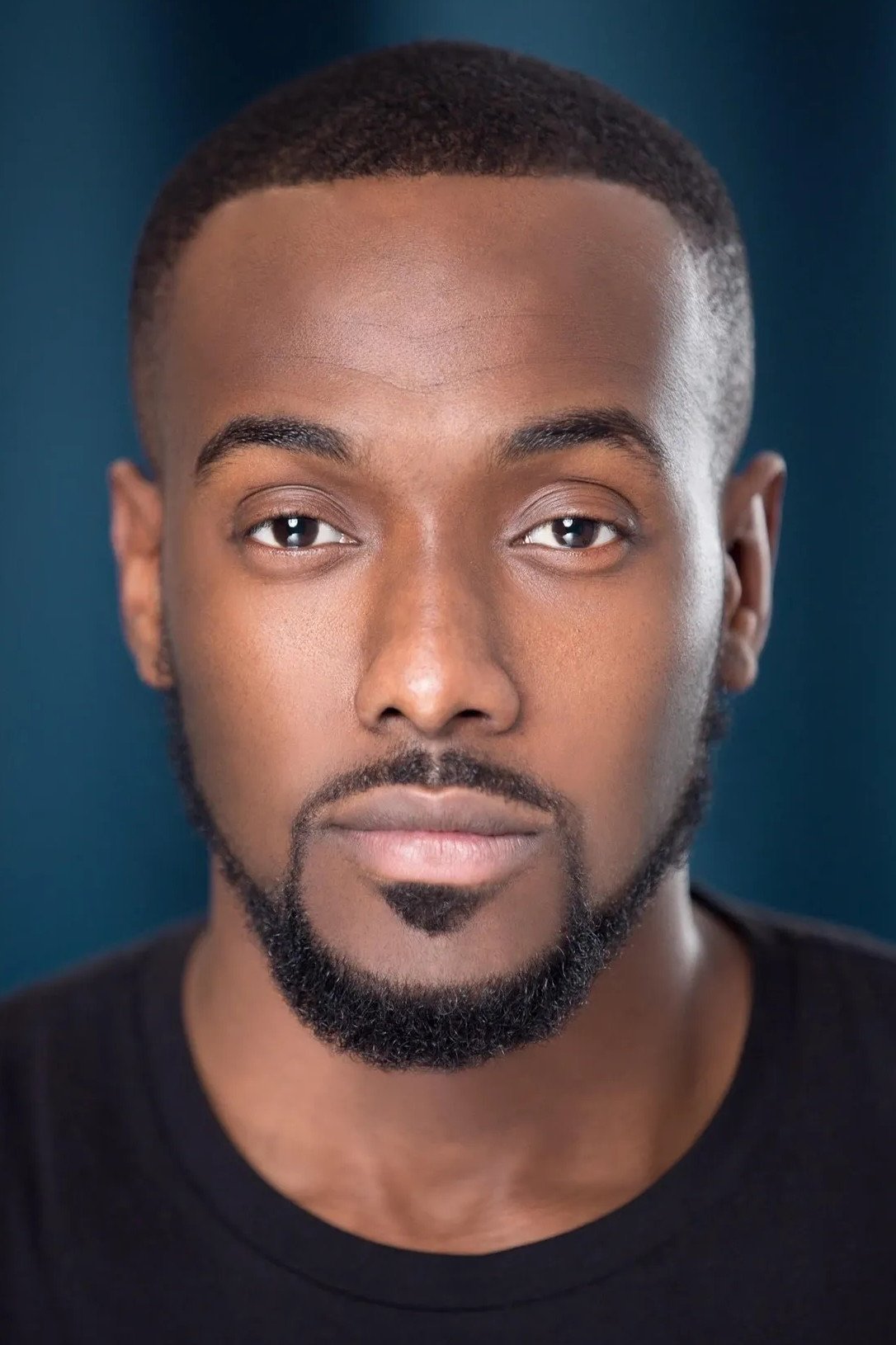 Shomari Love backdrop