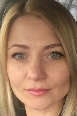 Svetlana Izvekova backdrop