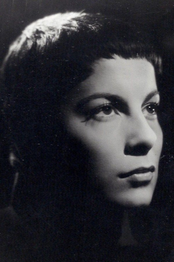 Christiane Lénier backdrop