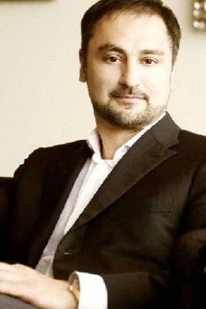 Shamil Dzhafarov backdrop