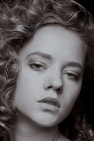 Anastasiya Shemyakina backdrop