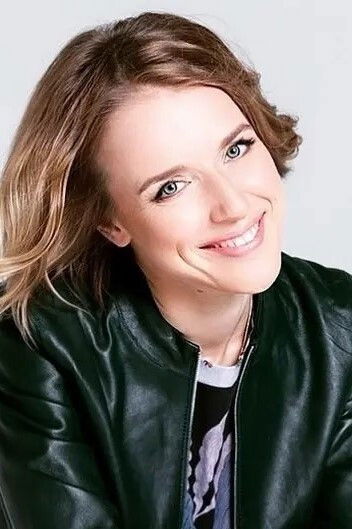 Mariya Utrobina backdrop