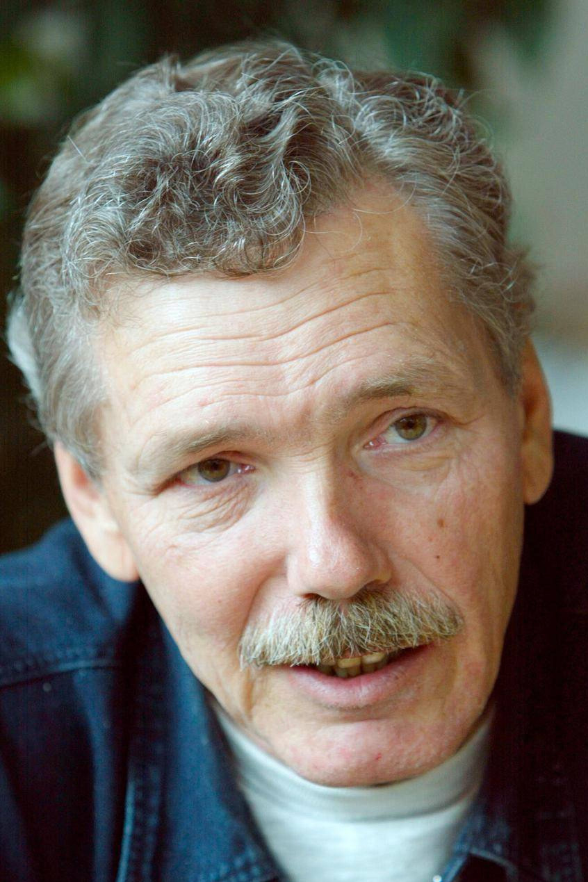 Kari Kihlström backdrop