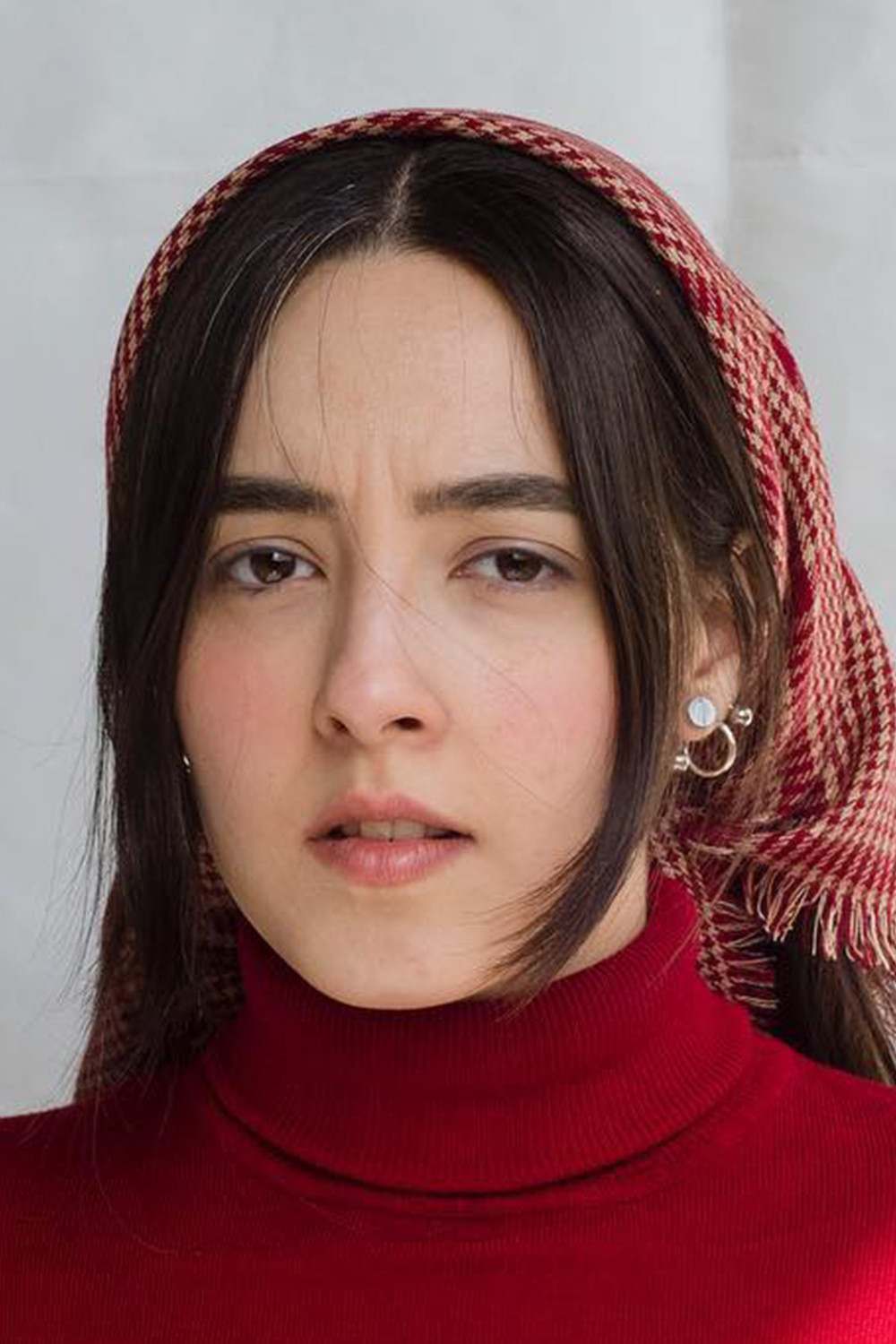 Behafarid Ghafarian backdrop