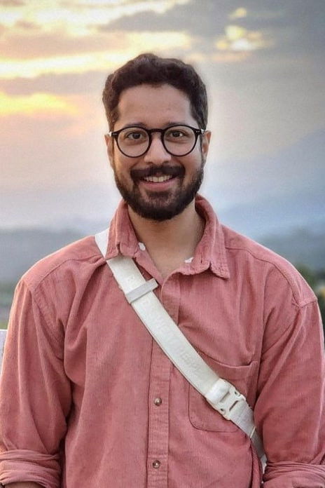 Rajat Barmecha backdrop