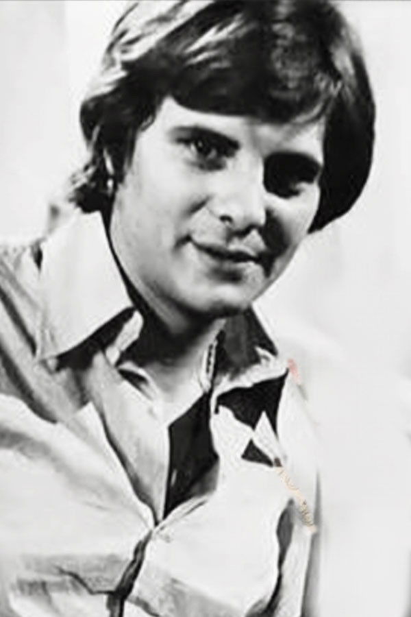 Claudio Levrino backdrop