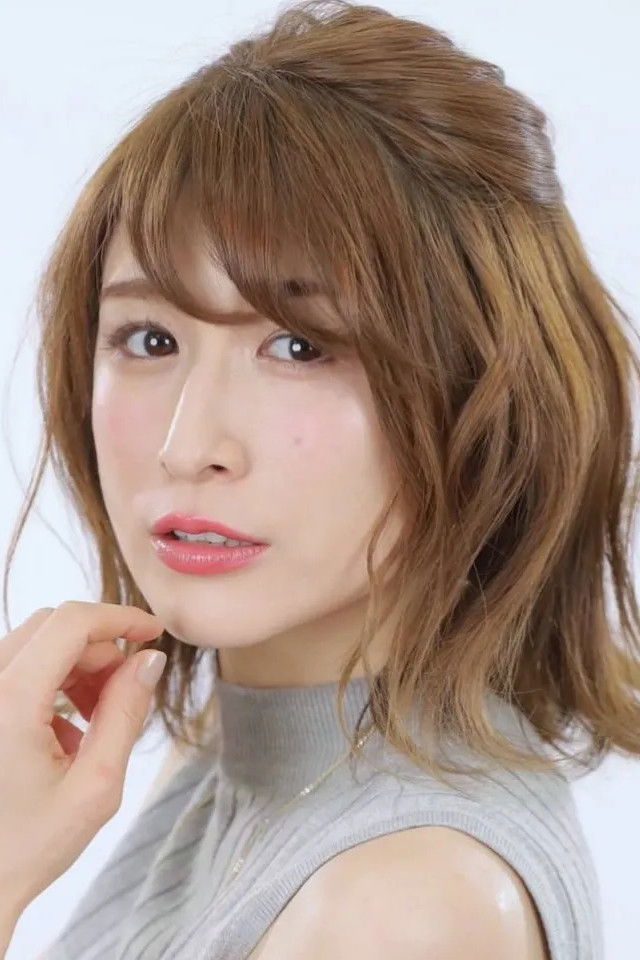 Mari Okamoto backdrop